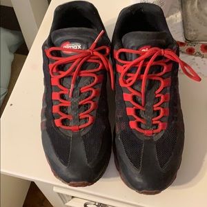 NIKE AIRMAX 95 red and black size 9.5 men’s
